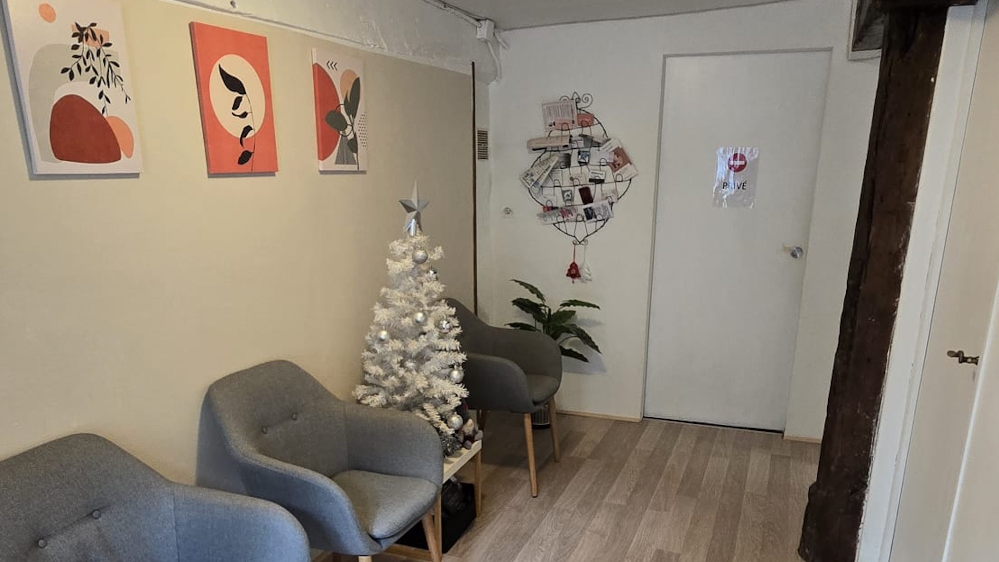 Cabinet Limours